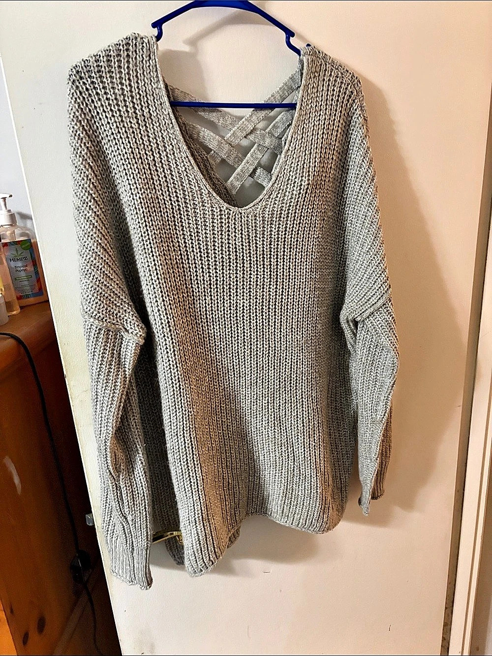 American Eagle Waffle Knit Criss-Cross Back Sweater V-Neck Sweater Gray